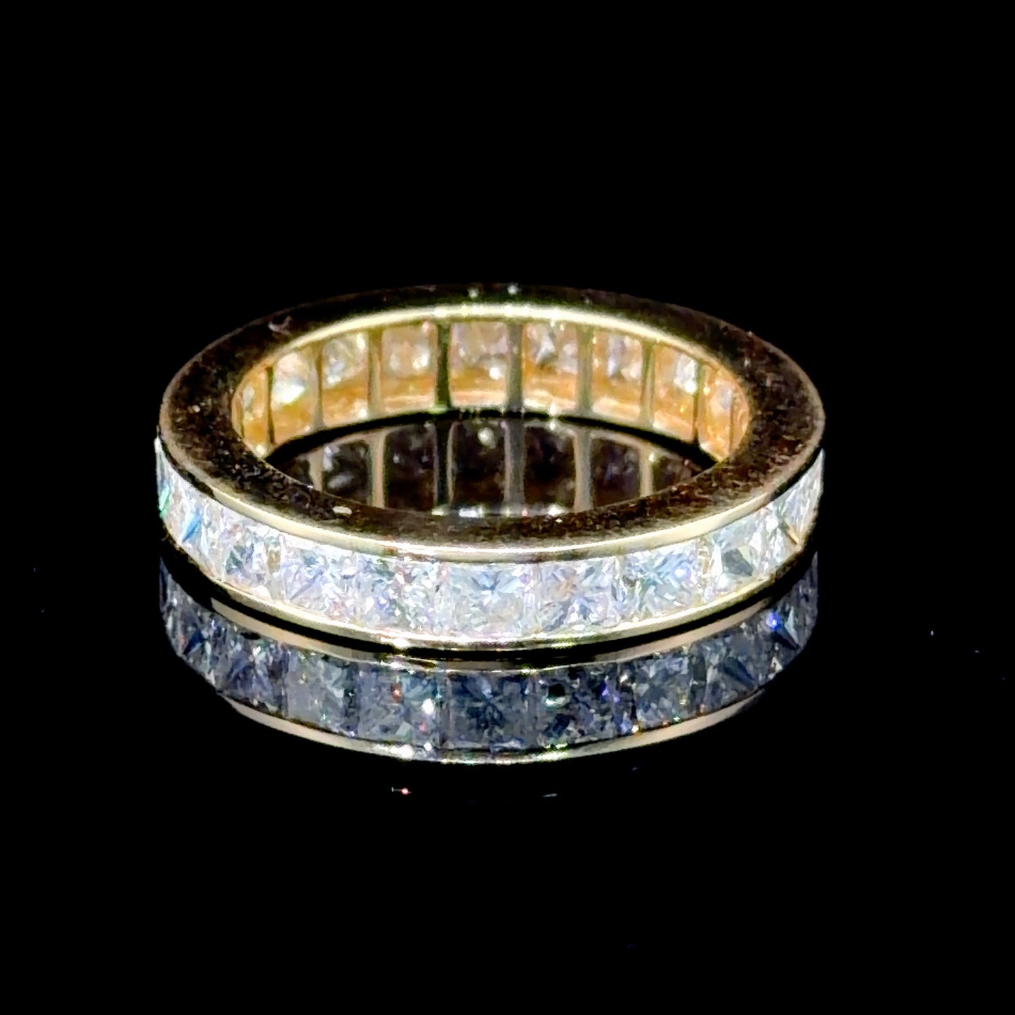 Stunning 18k Yellow Gold Princess Cut Diamond Eternity Ring 4 Cts