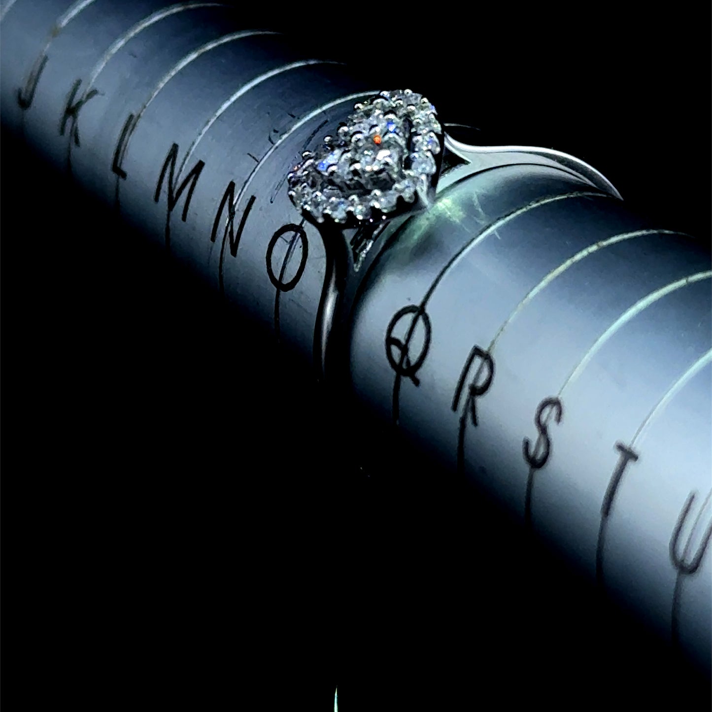 9K White Gold Diamond Heart Halo Ring APPX 0.33 CTS