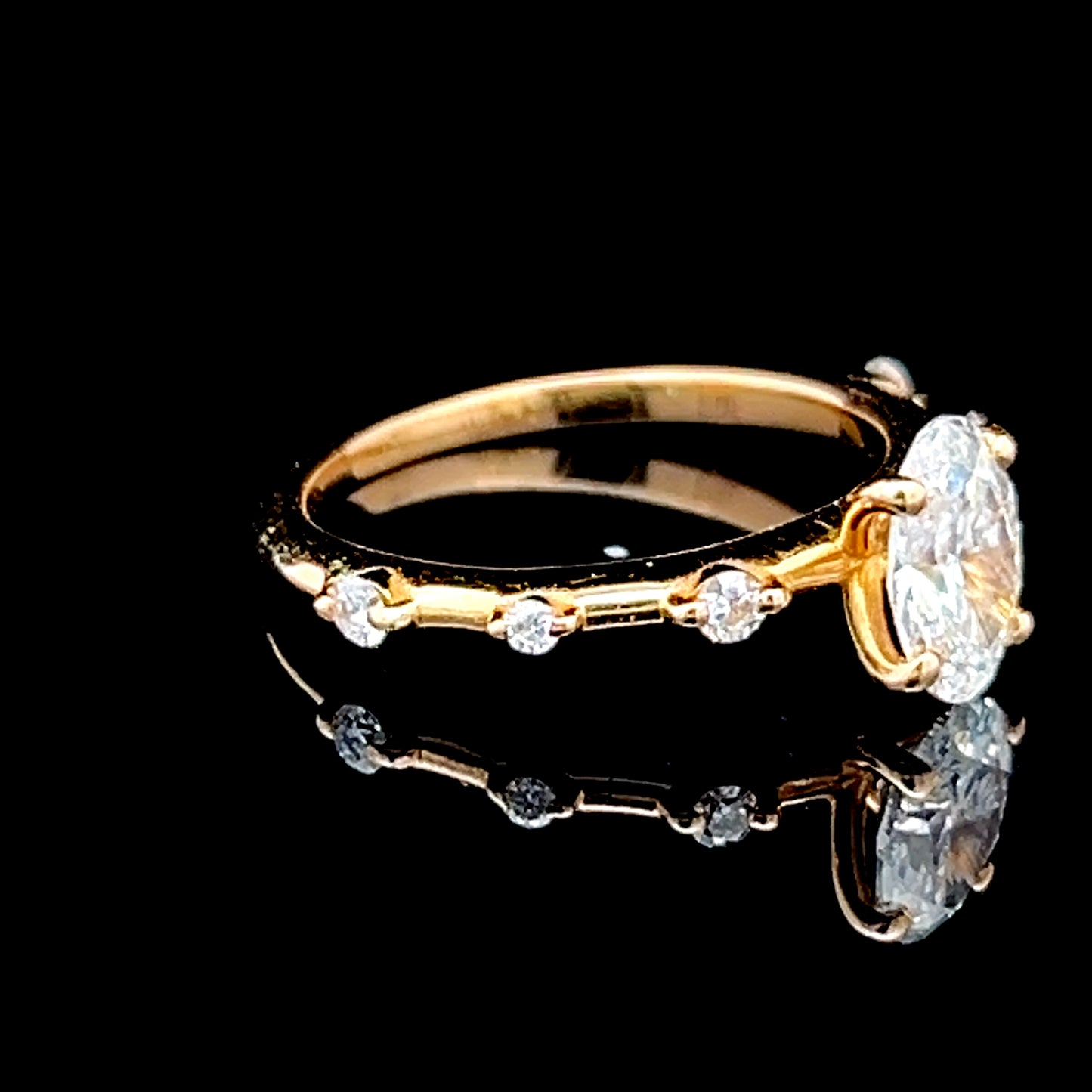 18K Yellow Gold Diamond Solitaire with Small Diamonds To Shoulders GIA CERTIFIED VVS2 0.72 CTS