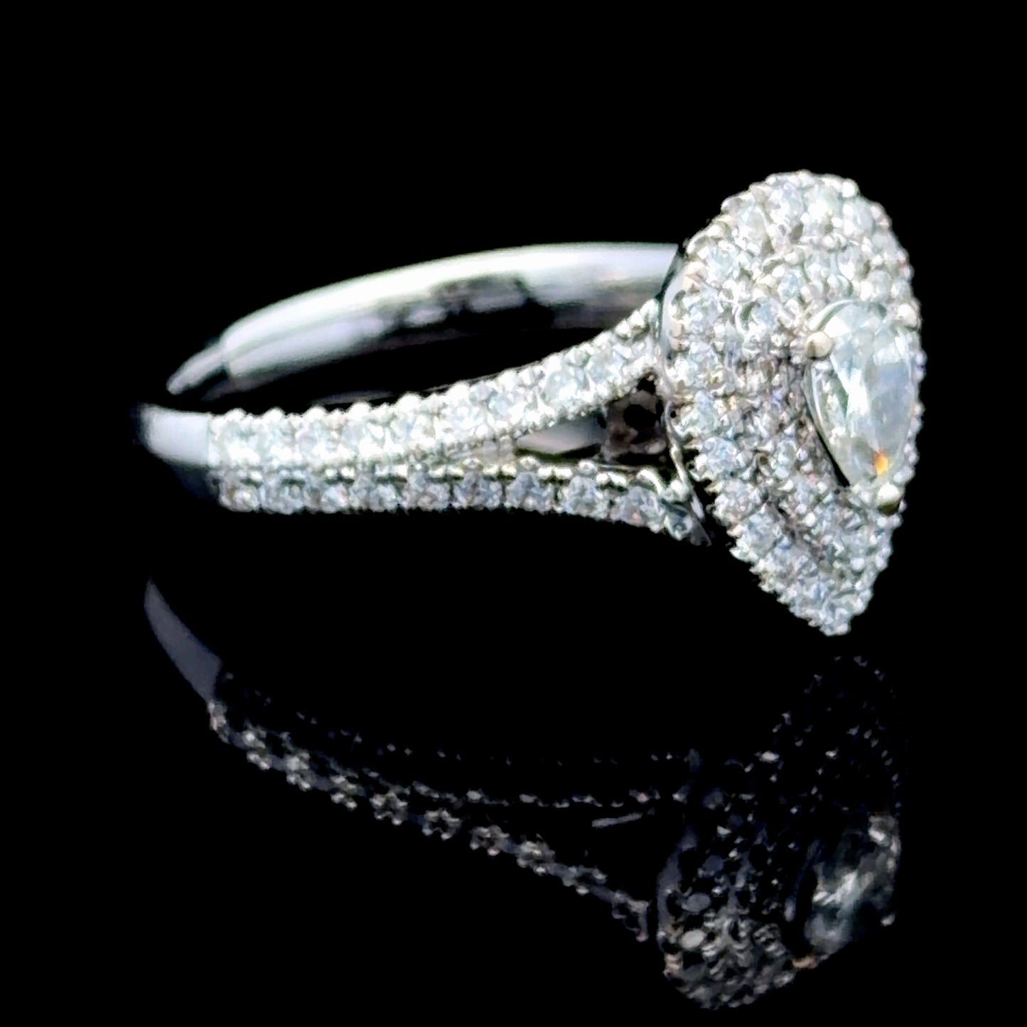 18k White Gold Pear Diamond Halo Ring 0.95 Cts By Vera Wang
