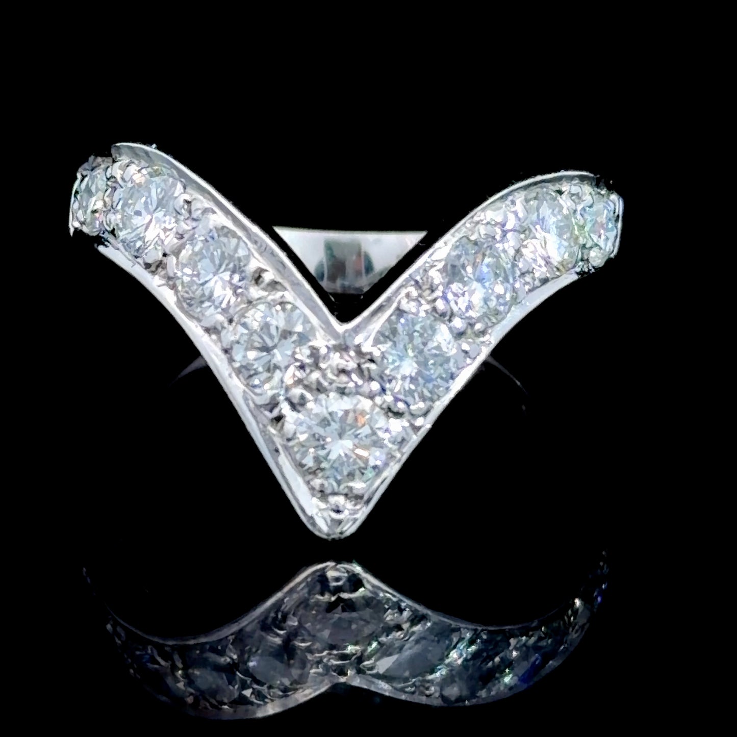 Stunning 18k White Gold Diamond Wishbone Ring With A Deep V Appx 1.6 Cts