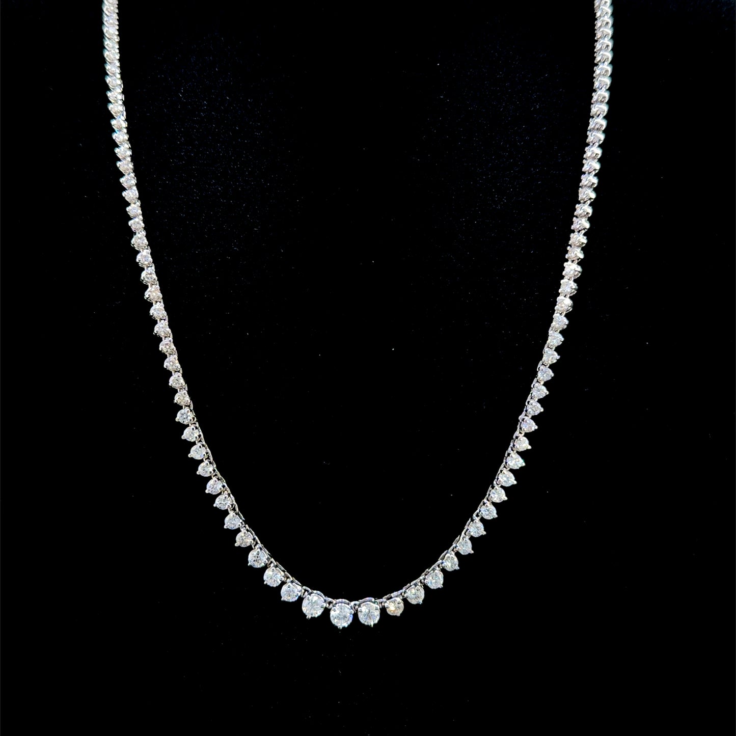 Wonderful 14k White Gold Graduated Round Cut Diamond Necklace Appx 6.5 Cts