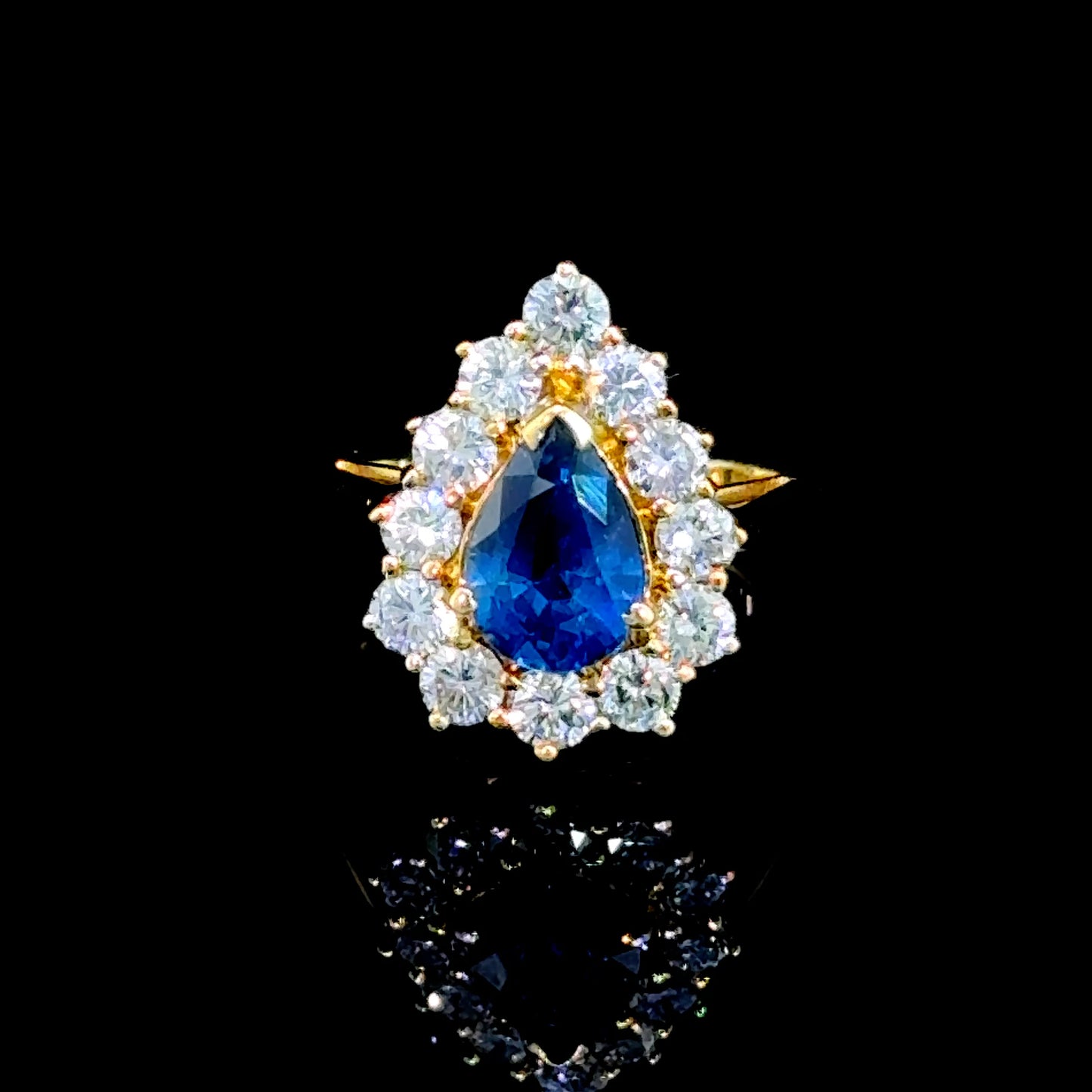 18K Yellow Gold Sapphire & Diamond Cluster Ring APPX S-1.1CTS D-1.0CTS