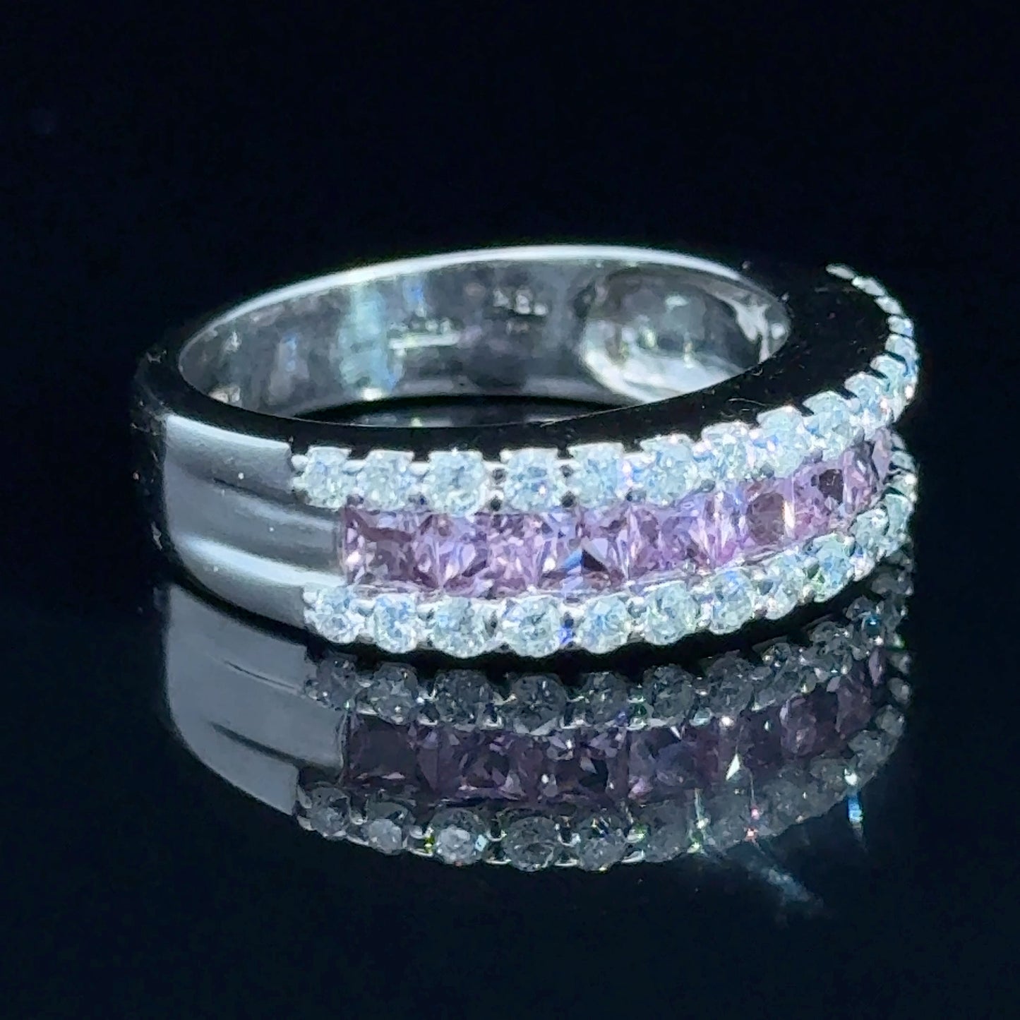 18K White Gold Diamond & Pink Rhodolite Modern Band D:70 R:1.29