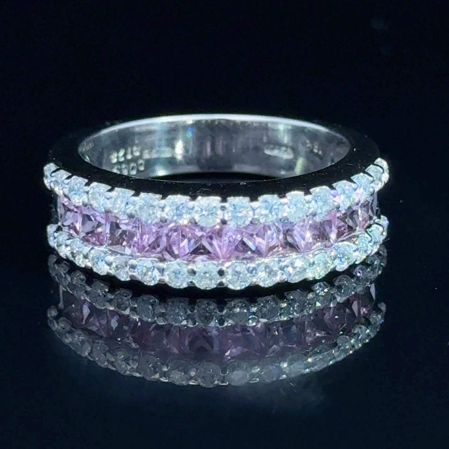 18K White Gold Diamond & Pink Rhodolite Modern Band D:70 R:1.29
