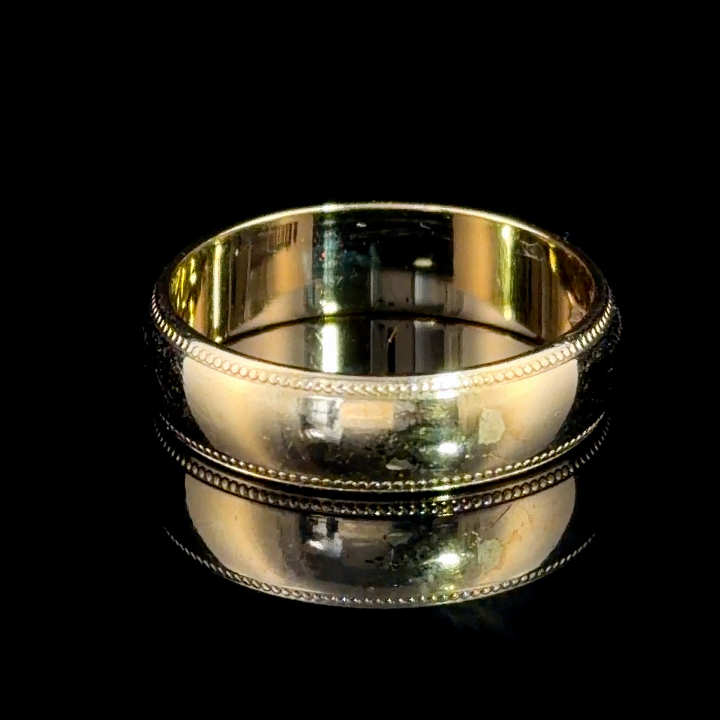 9k Yellow Gold Wedding Band