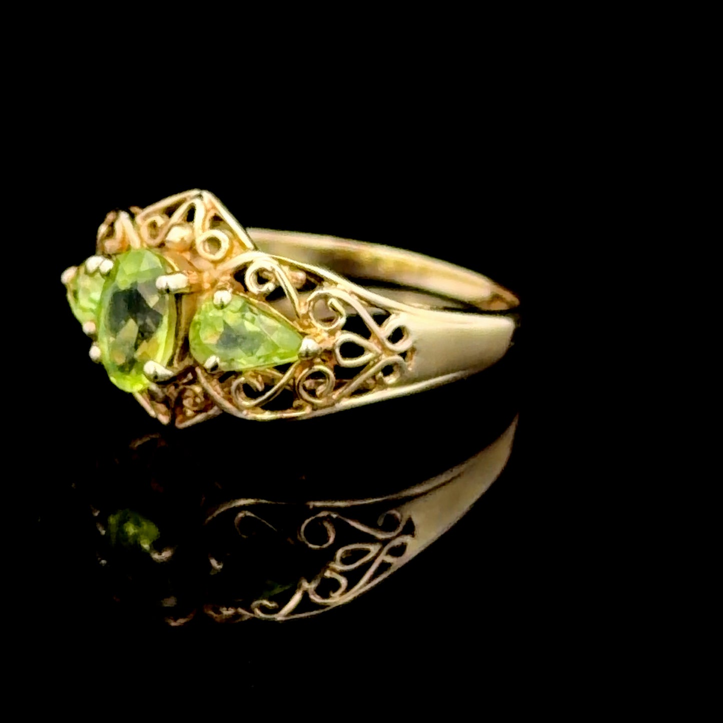 9k Oval and Pear-Cut Peridot Yellow Gold Filigree Ring