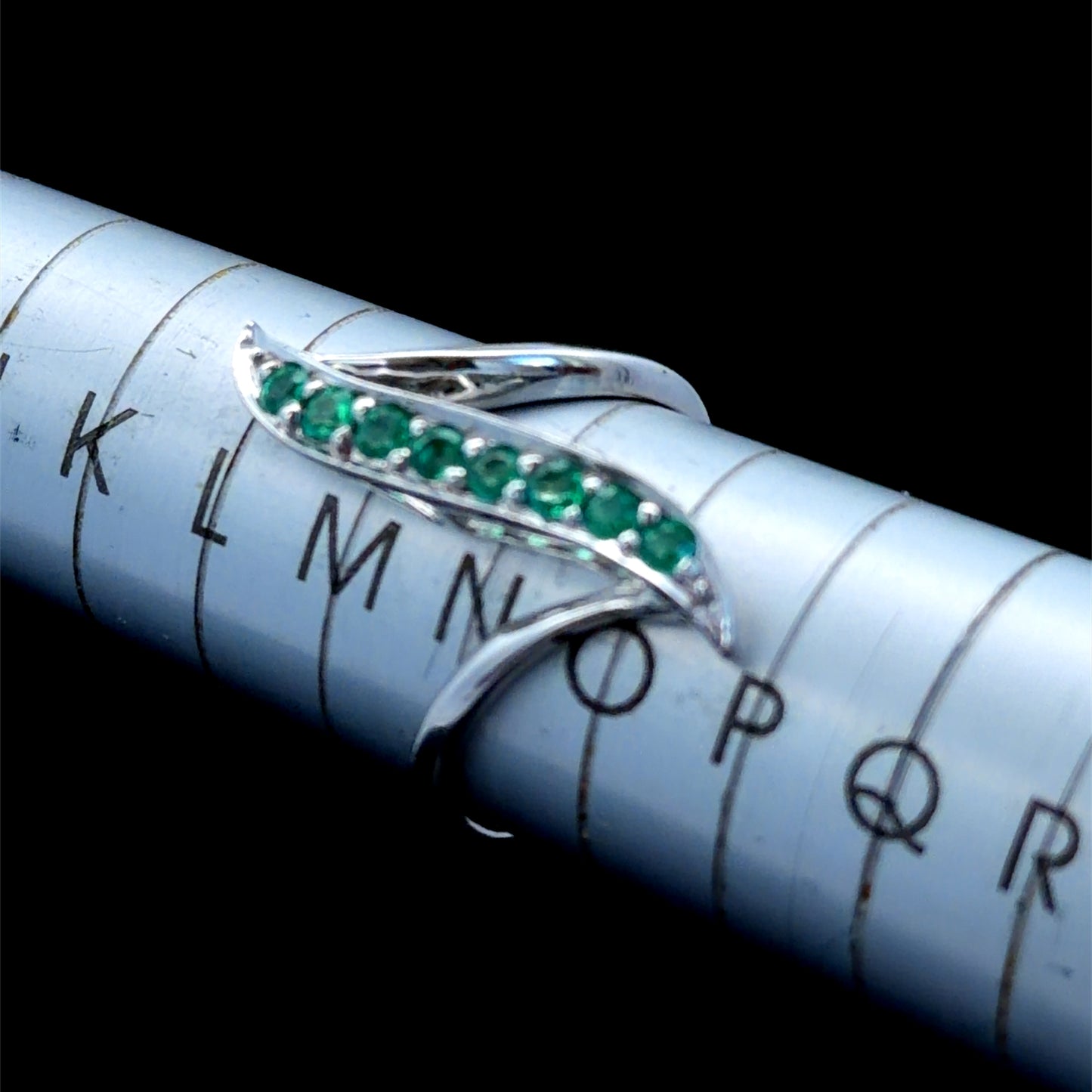 9k White Gold Emerald Vertical Bar Bypass Ring