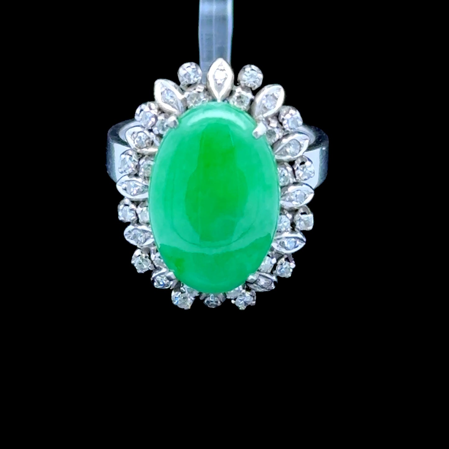 28k White Gold Jade & Diamond Ring Appx. 1.0 Cts
