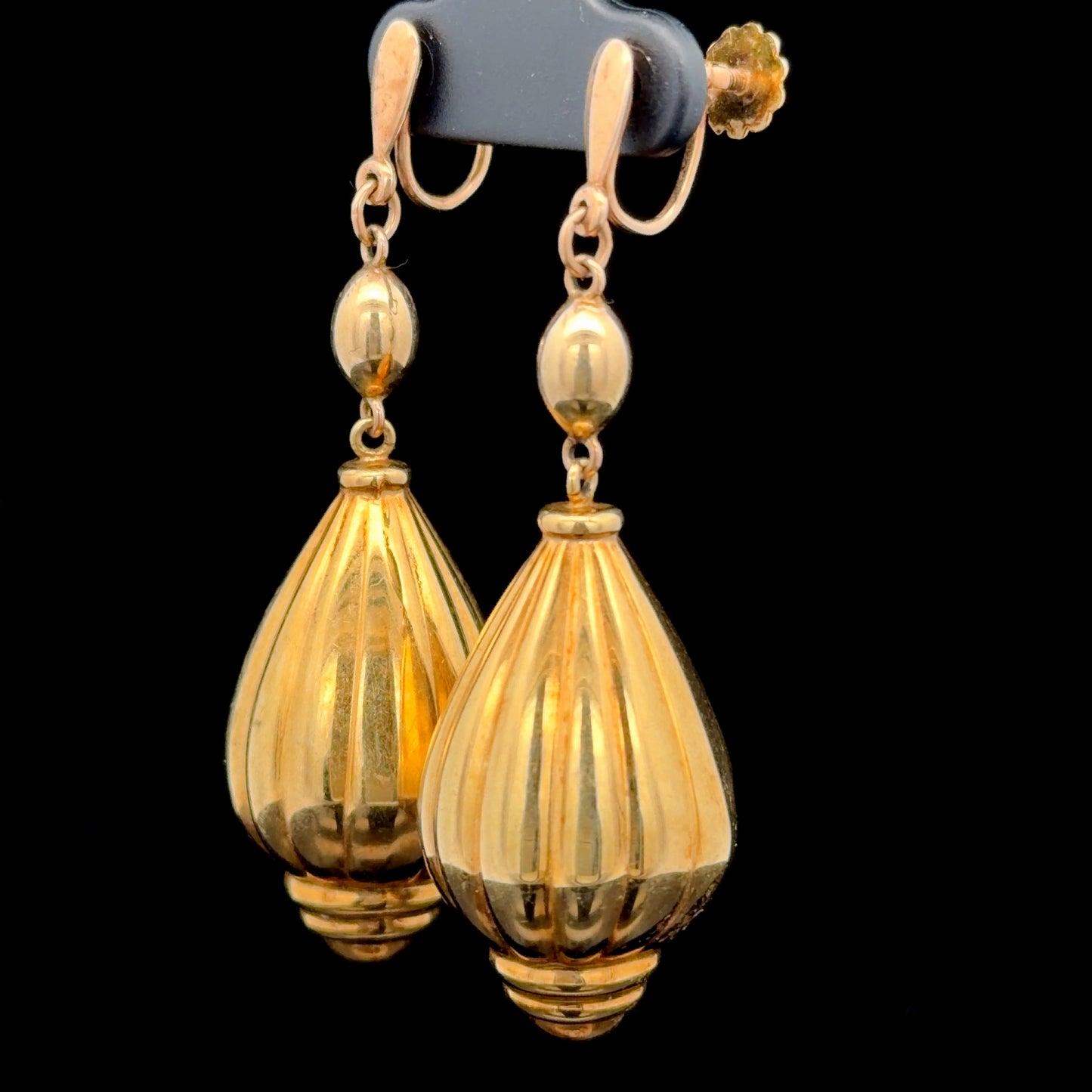 9k Yellow Gold Articulated Yellow Gold Shell Gadroon Drop Earrings