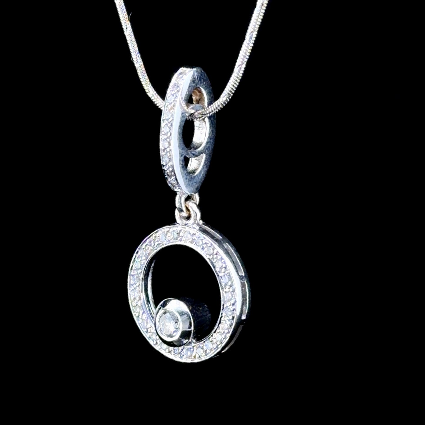 Pretty 18k White Gold & Diamond Open Circle Pendant With Offset Diamond Appx 0.5 Cts