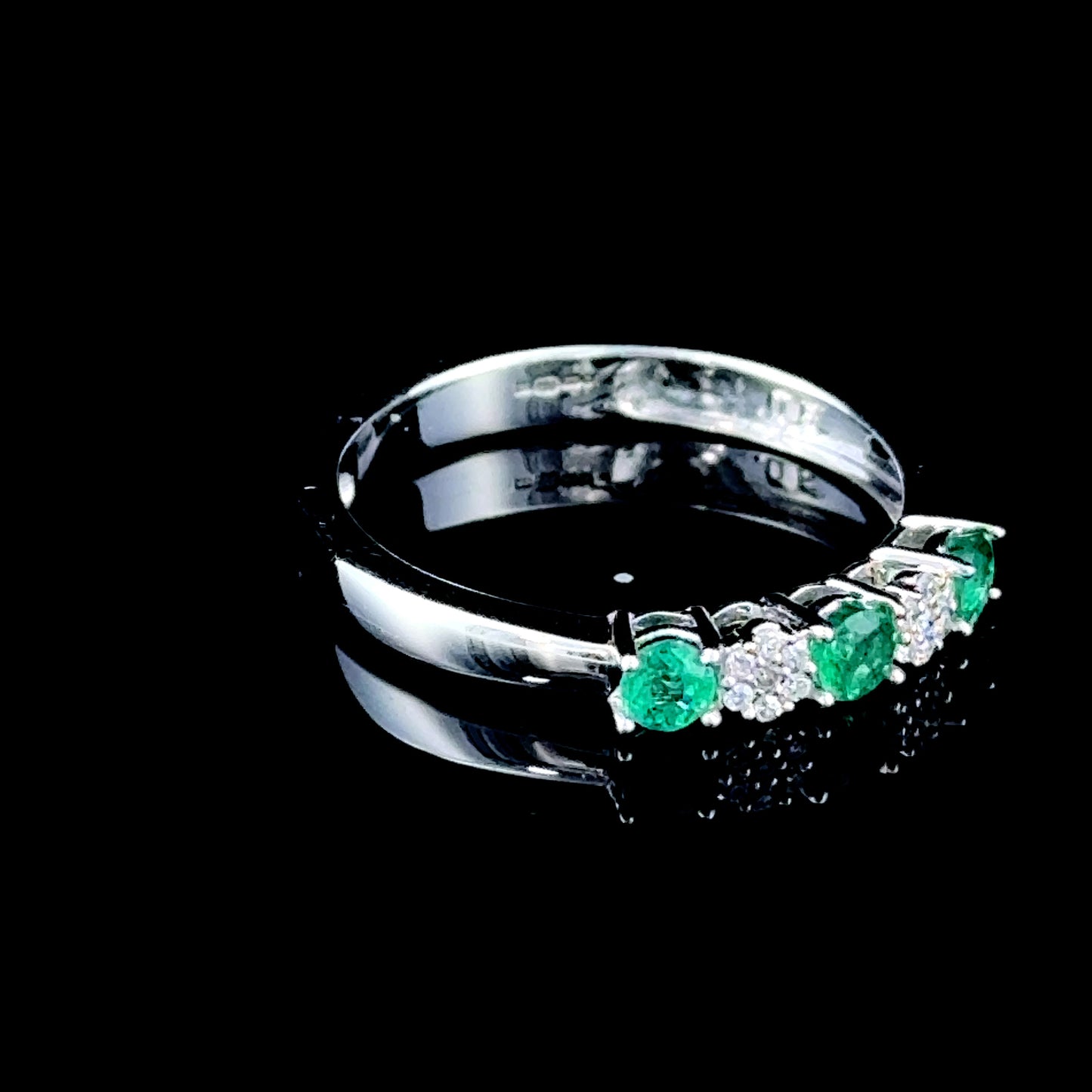 9K White Gold Diamond & Emerald 5 Stone Ring