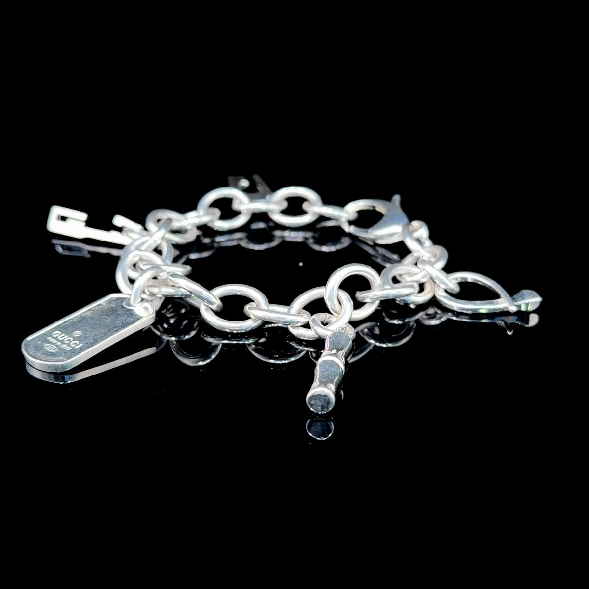 Lovely Gucci Logo Charm Bracelet 71/2” Long