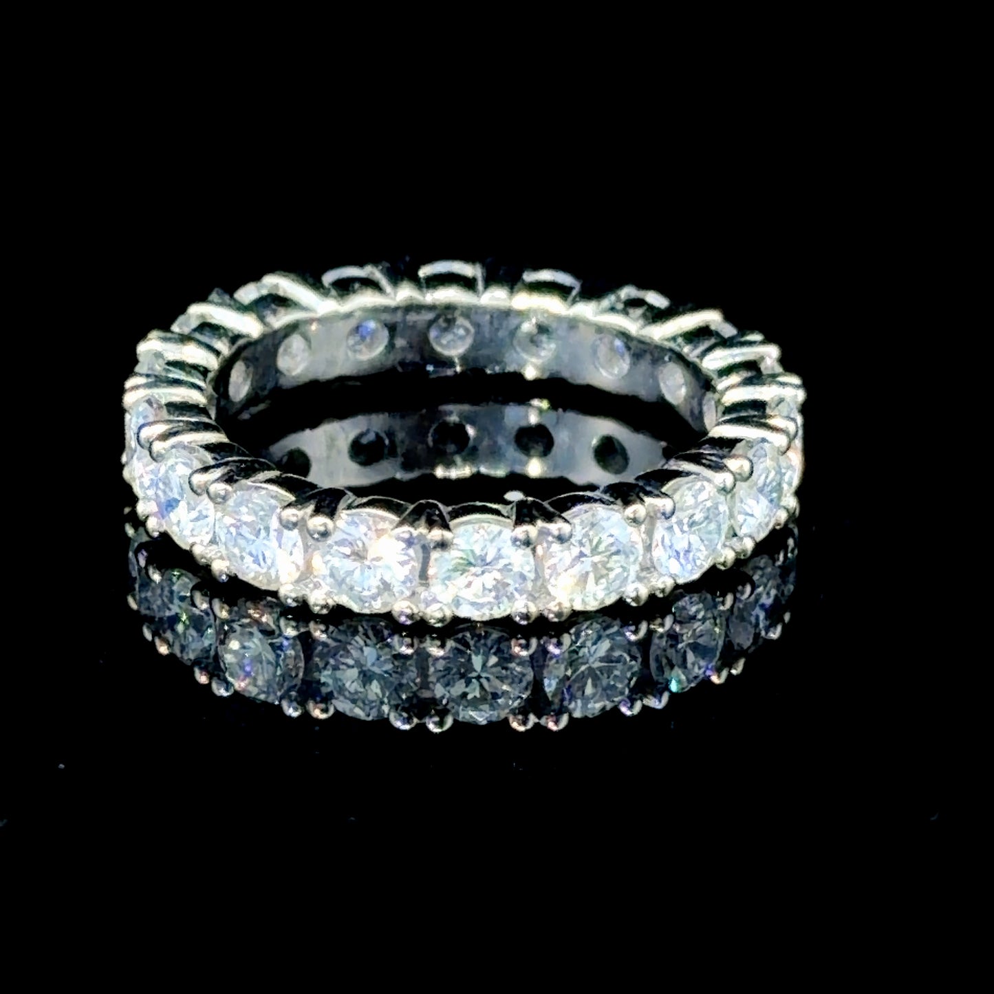 Wonderful Platinum Round Cut Diamond Eternity Ring 2.2 Cts