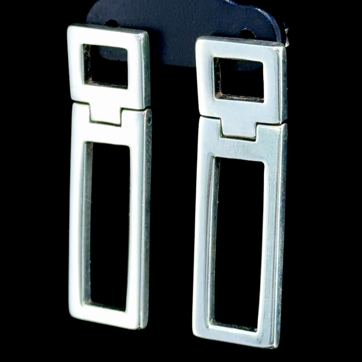 Stunning Vintage Gucci Silver Rectangular Articulated Stud Earrings