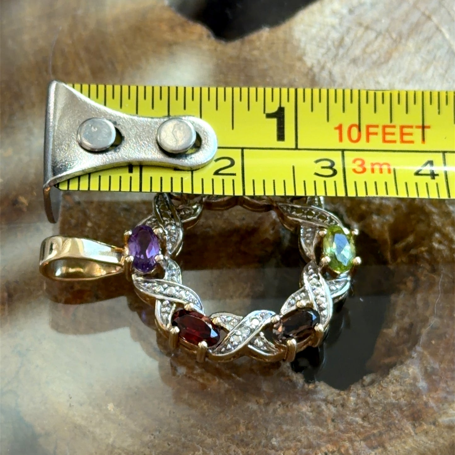 9k Yellow Gold Multi-Gemstone Wreath Pendant