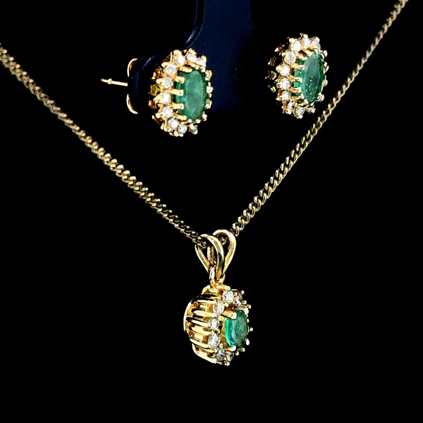 18K Yellow Gold Emerald & Diamond Cluster Studs & Pendant Set