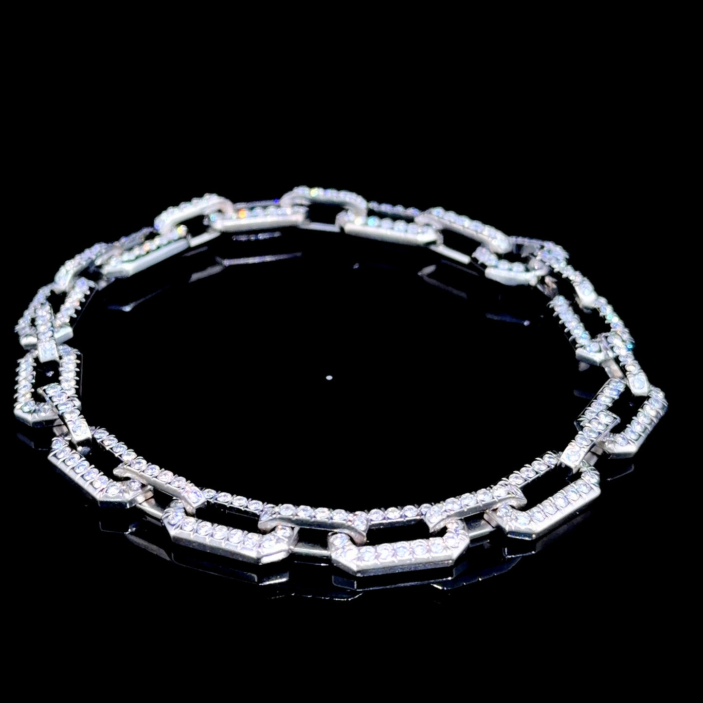 A Magnificent Appx. 3Ct Diamond Pave’ Set link Bracelet in 18k White Gold By David Yurman