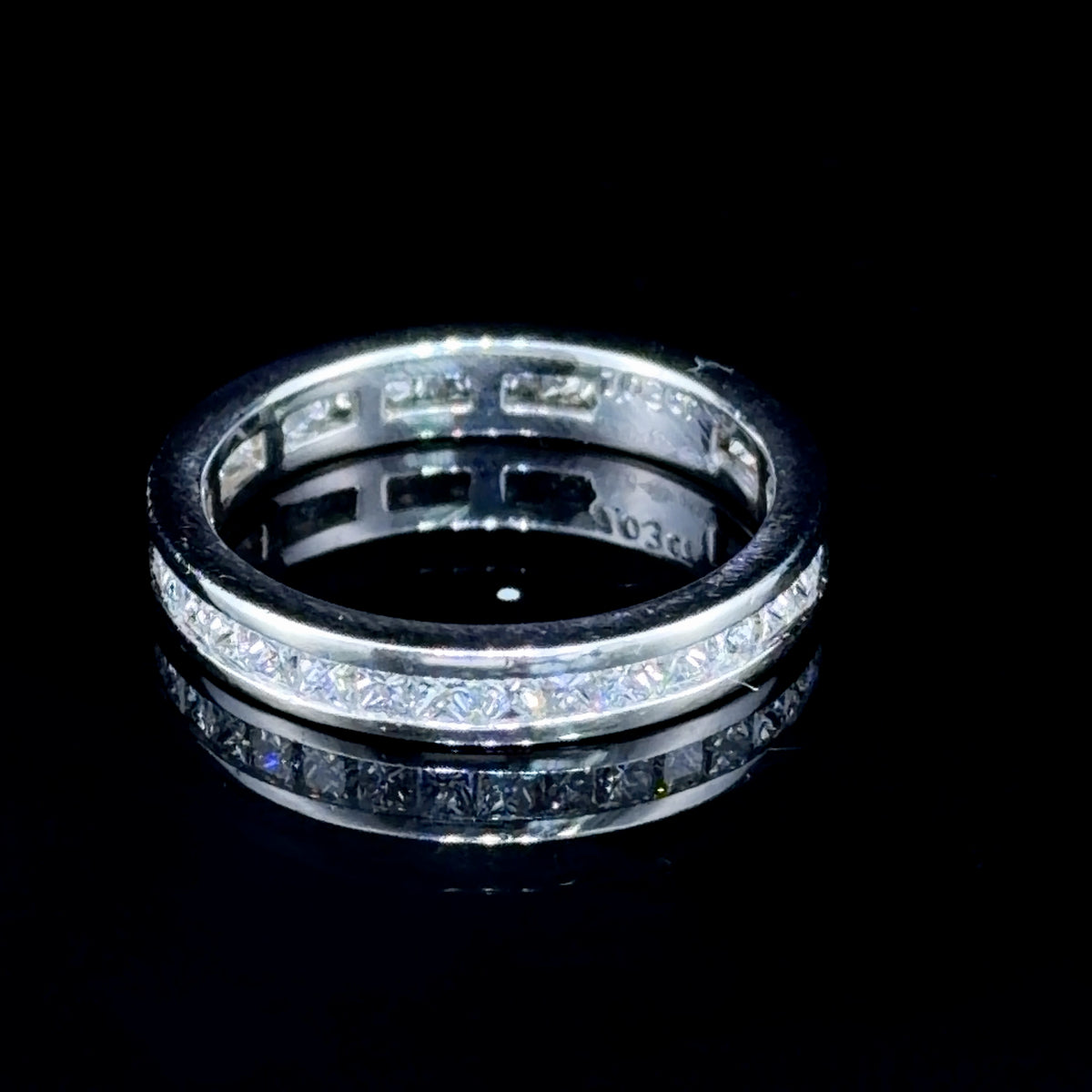 A Lovely Platinum Princess Cut Diamond Full Eternity Ring 1.03 Cts I-J Si1-2
