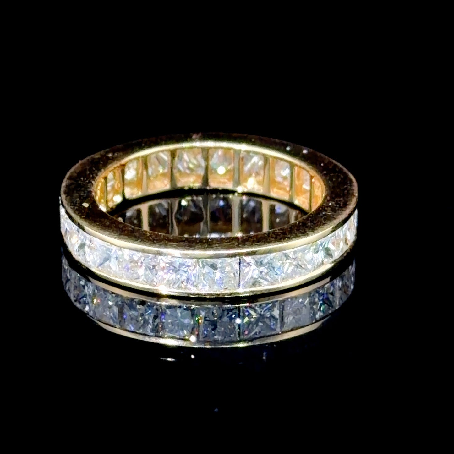 Stunning 18k Yellow Gold Princess Cut Diamond Eternity Ring 4 Cts