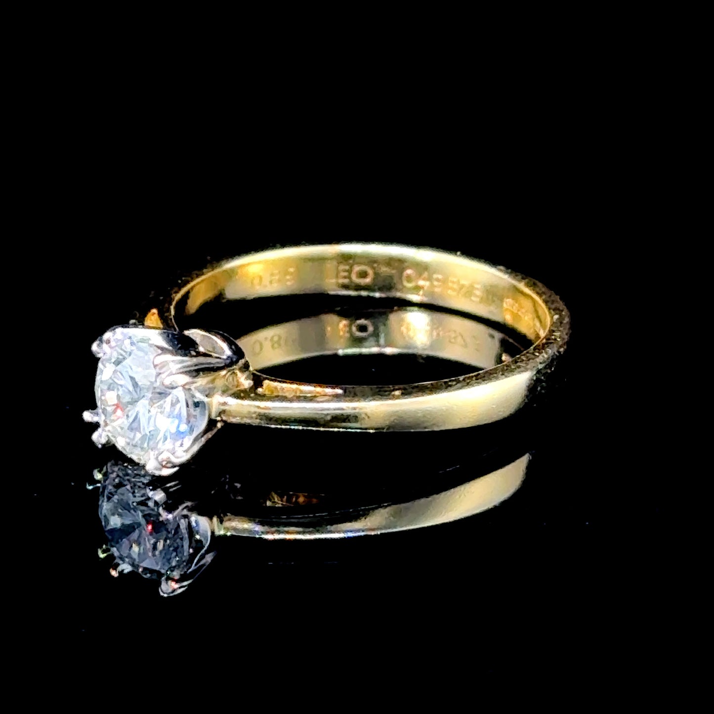 18K Yellow Gold Diamond Solitaire Ring 0.89 CTS
