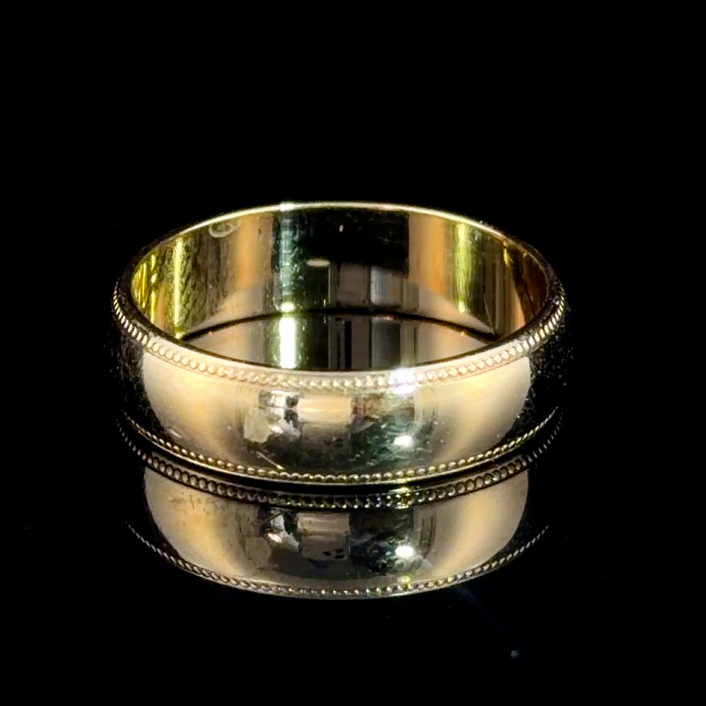 9k Yellow Gold Wedding Band