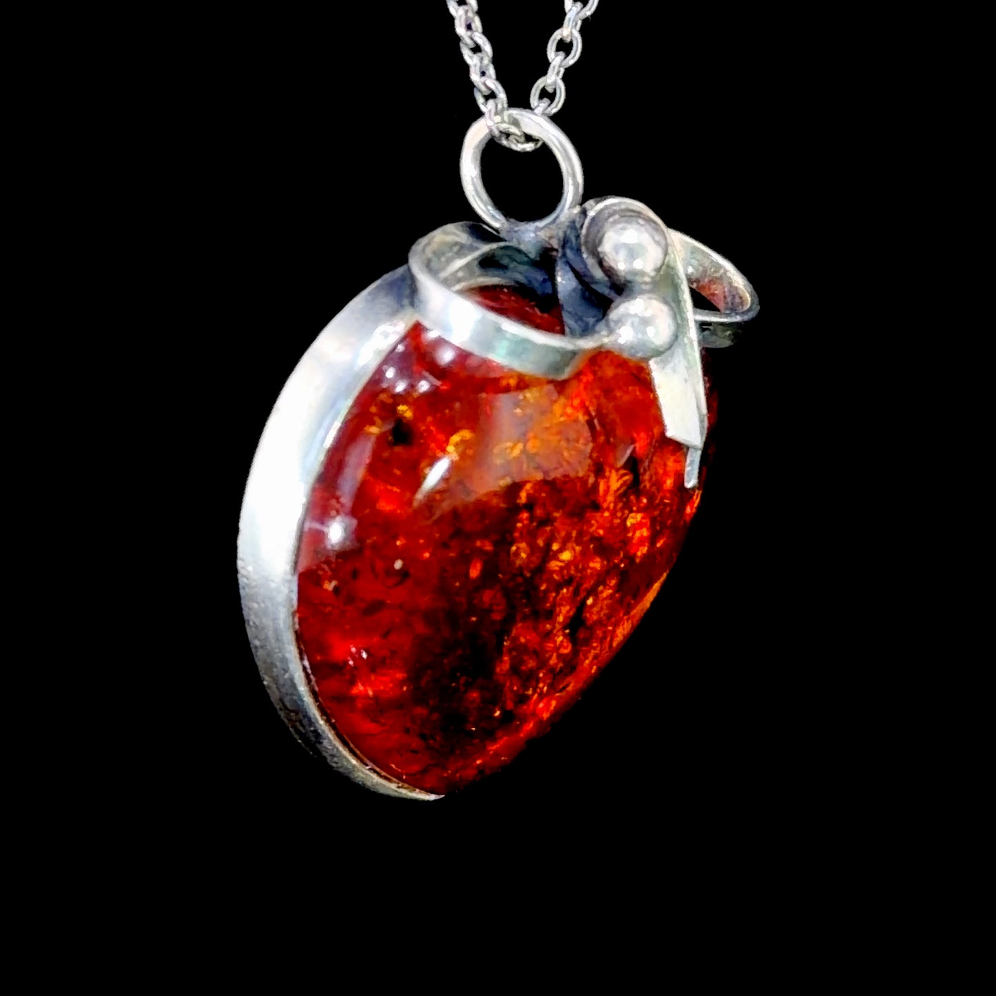 A Lovely Vintage Silver & Amber Heart Pendant (Only)