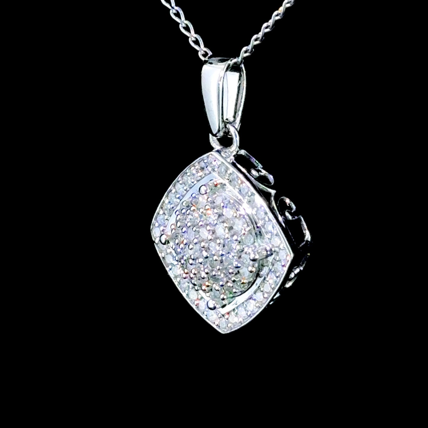 9K White Gold Diamond Pendant & Chain