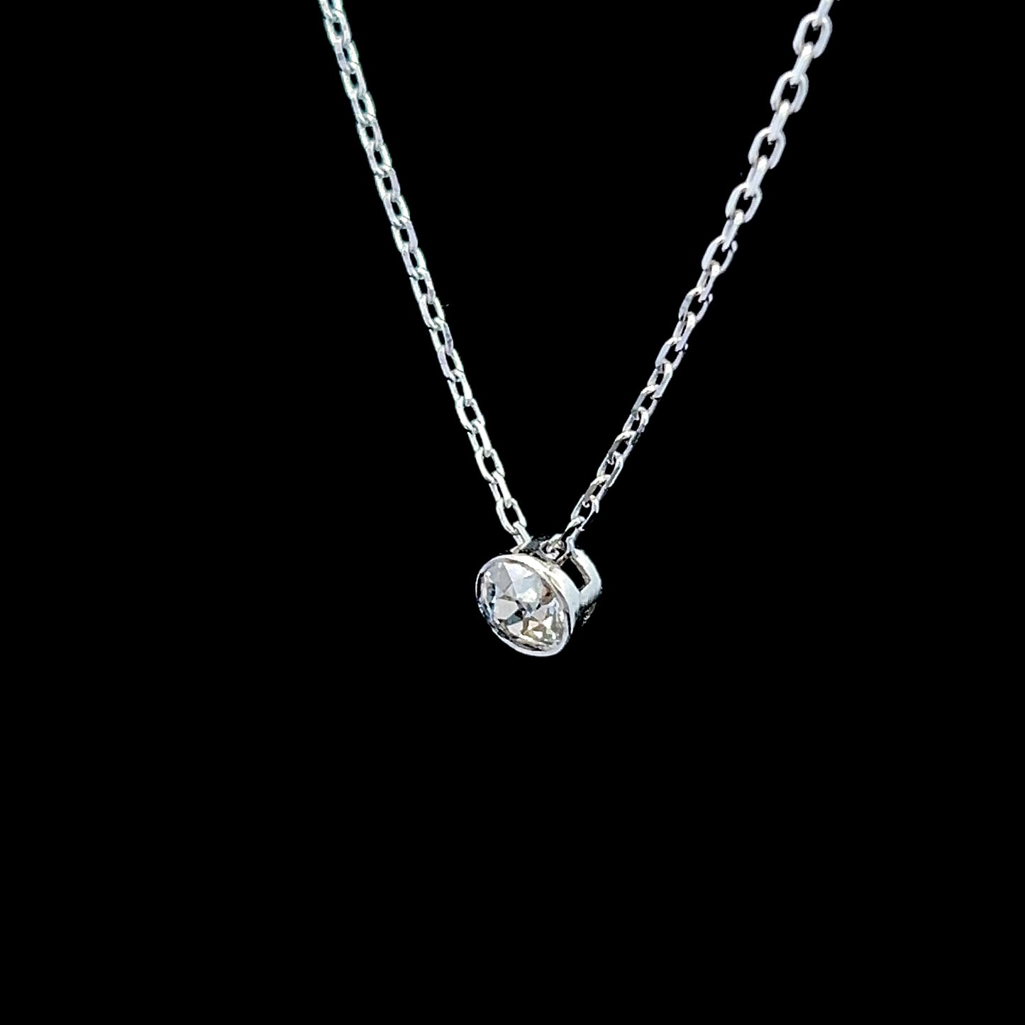 18K White Gold Diamond Pendant & Chain APPX 0.75 CTS