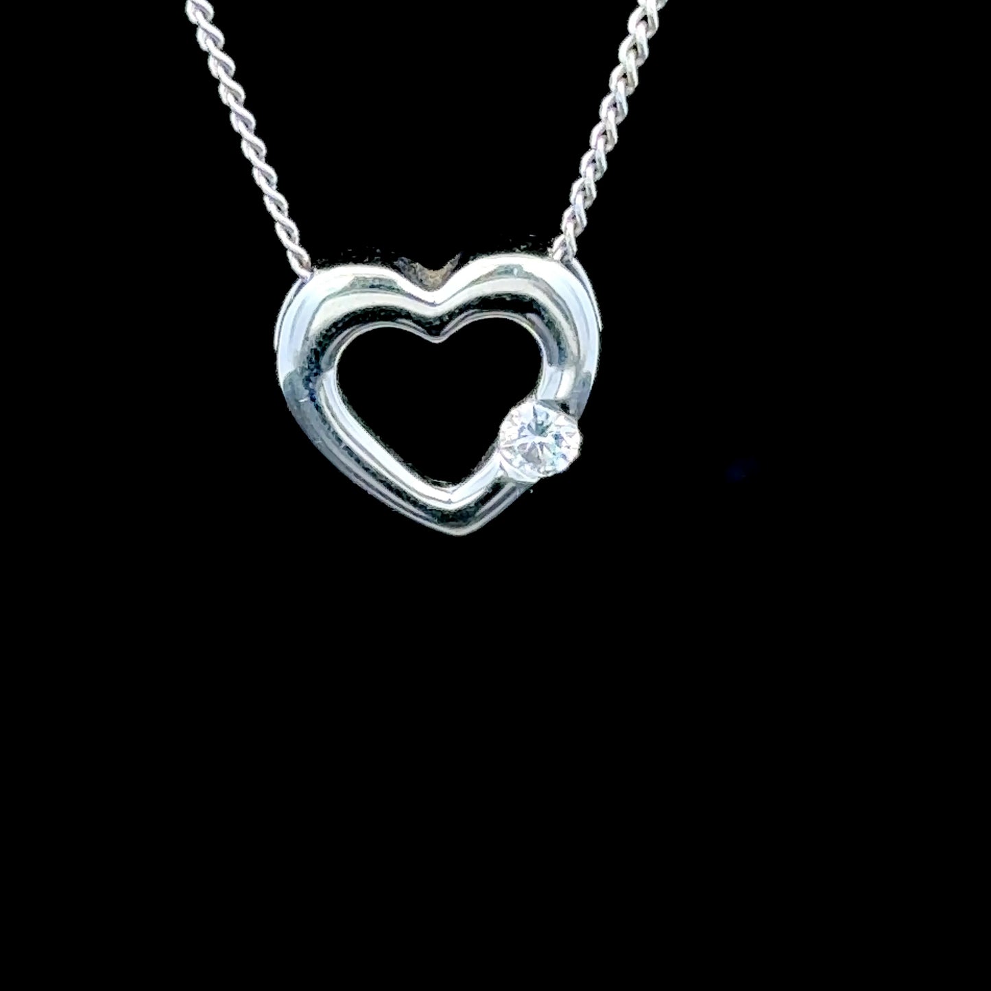 9K White Gold & Diamond Pendant