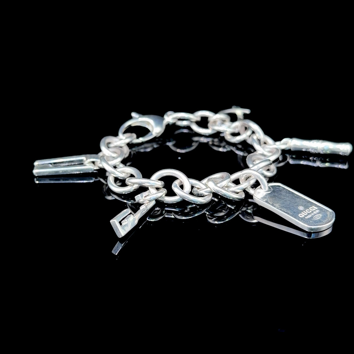Lovely Gucci Logo Charm Bracelet 71/2” Long