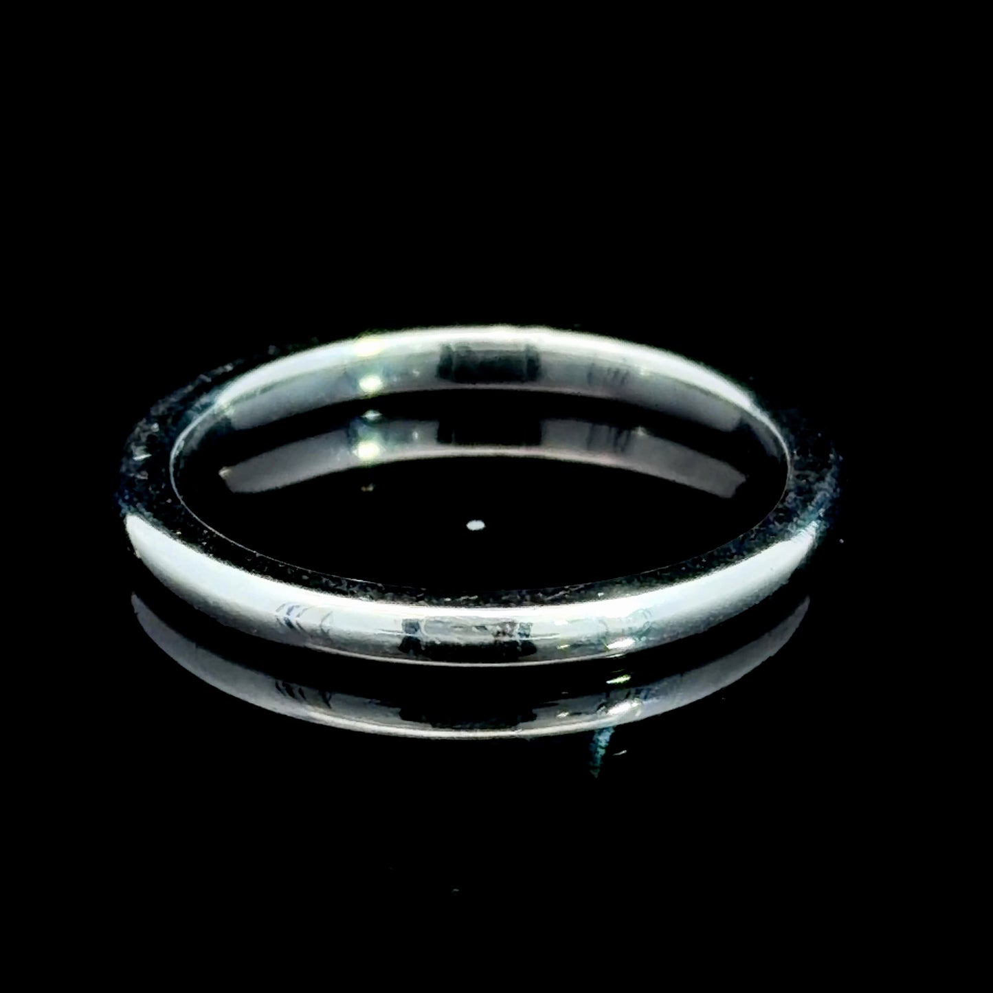 Platinum Modern Ladies Wedding Band