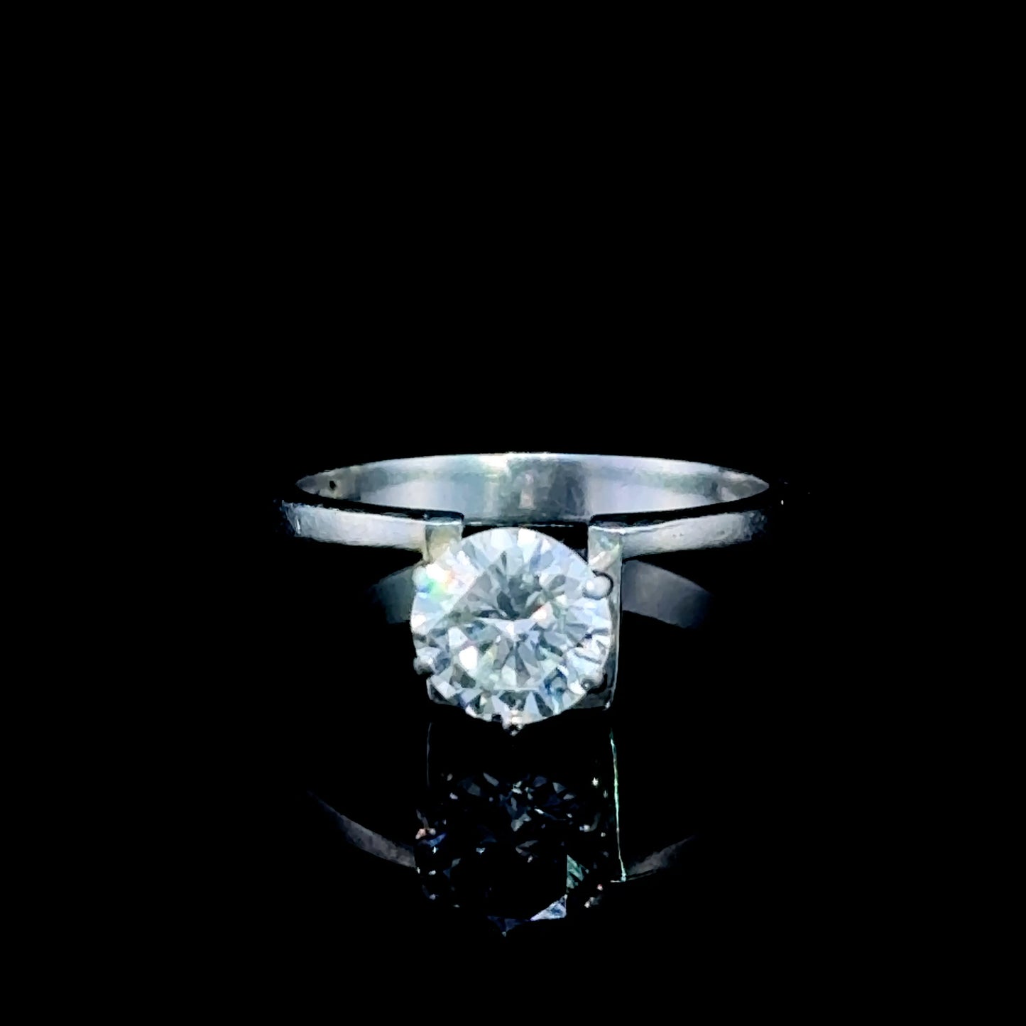 Platinum Modernist Diamond Solitaire Ring APPX 1.05 CTS VSI G