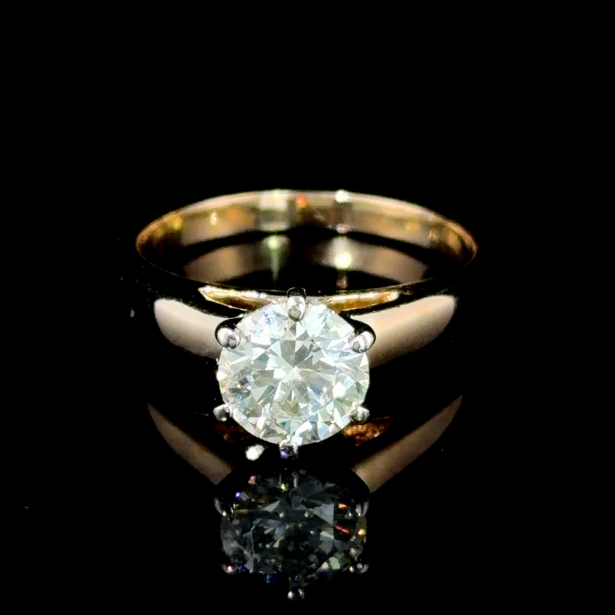 Wonderful 18k Yellow Gold Diamond Solitaire Ring Appx 1.5 Cts VS2