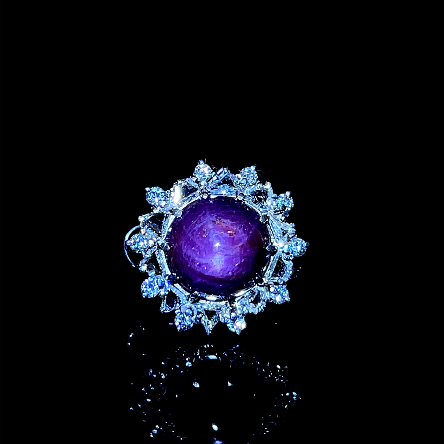 18K White Gold Star Ruby & Diamond Ring