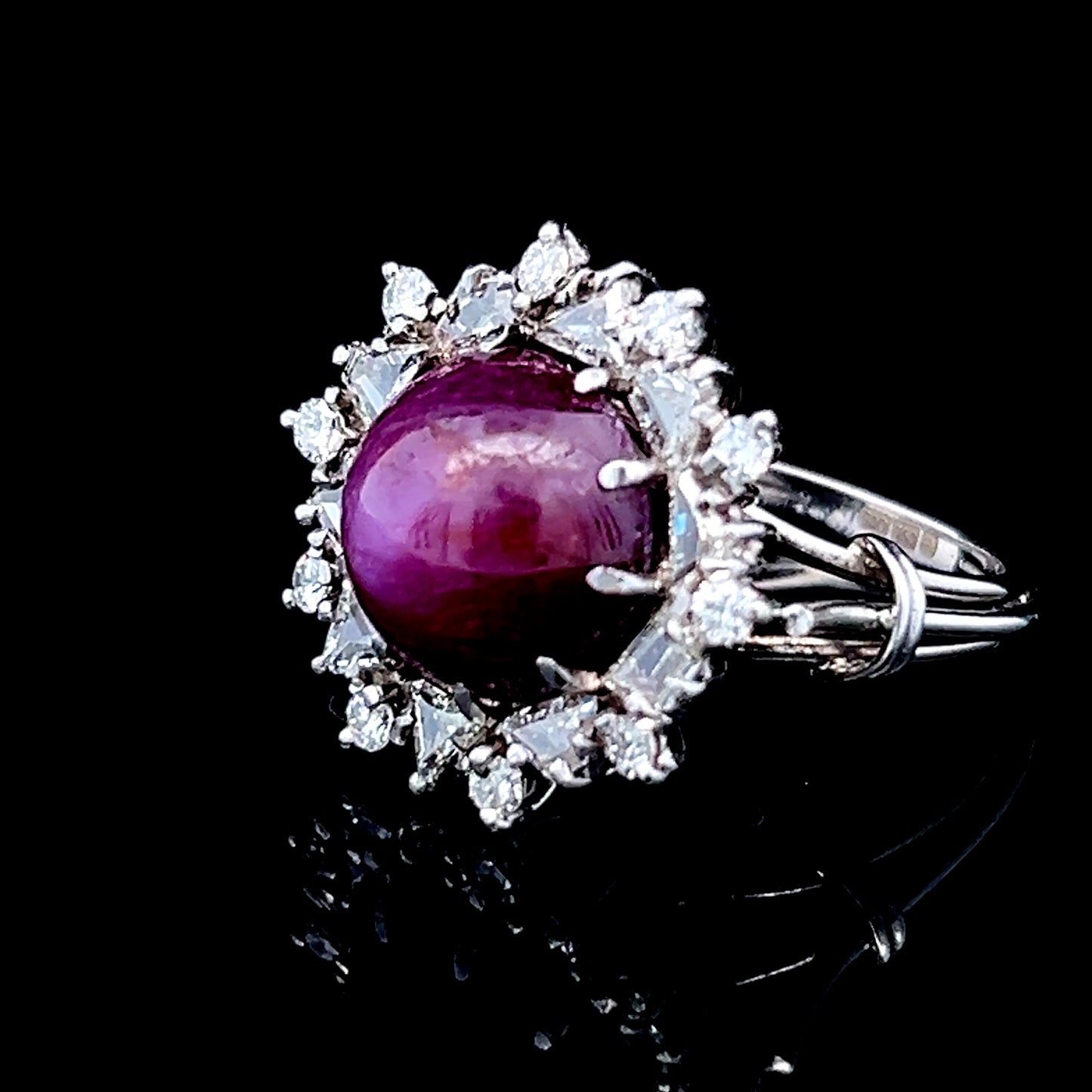 18K White Gold Star Ruby & Diamond Ring