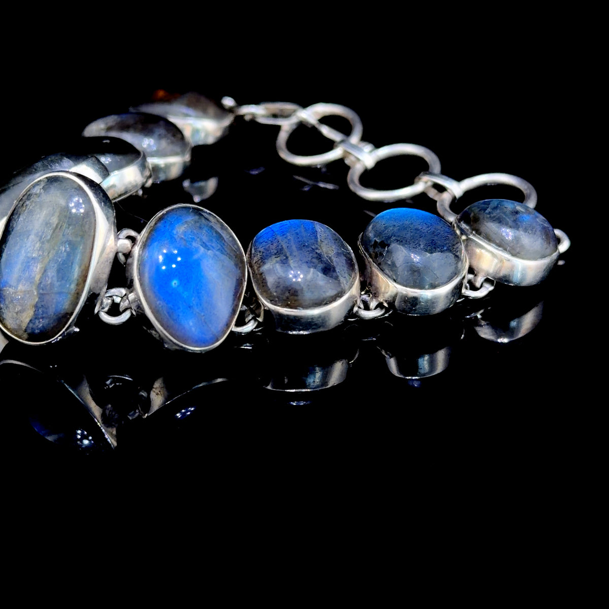 Stunning 925 Silver Laboradite Gradated Adjustable Toggle Bracelet