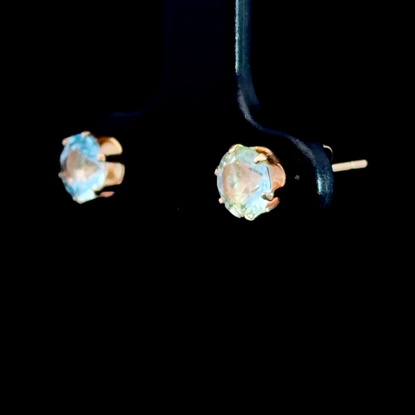 Pretty Aquamarine Stud Earrings Set in 9k Yellow Gold