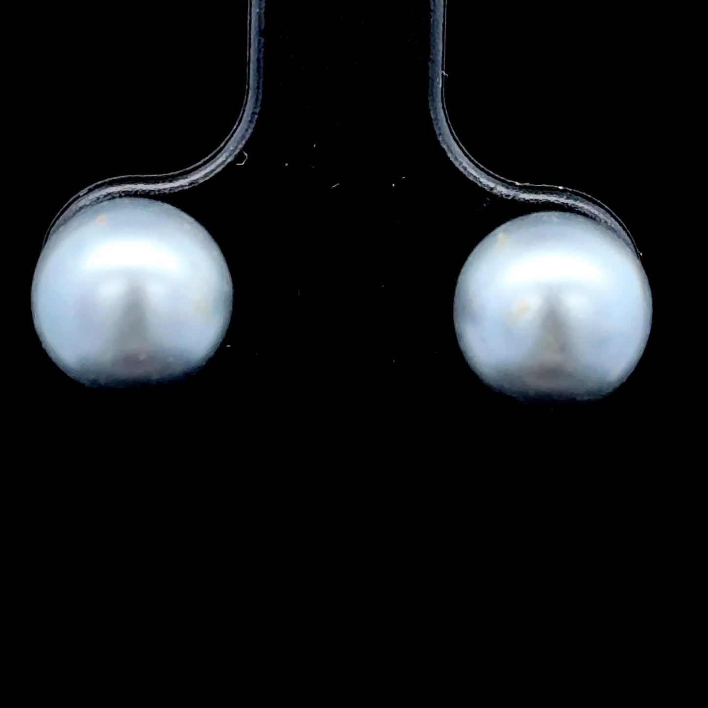 Silver Pearl Studs