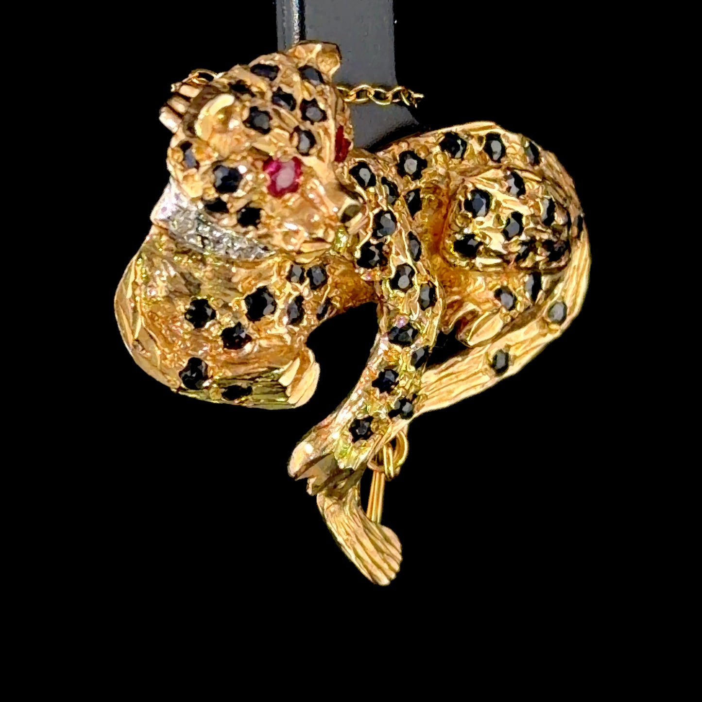 Vintage 9k Yellow Gold Ruby Diamond & Sapphire Brooch In The Form Of A Leopard