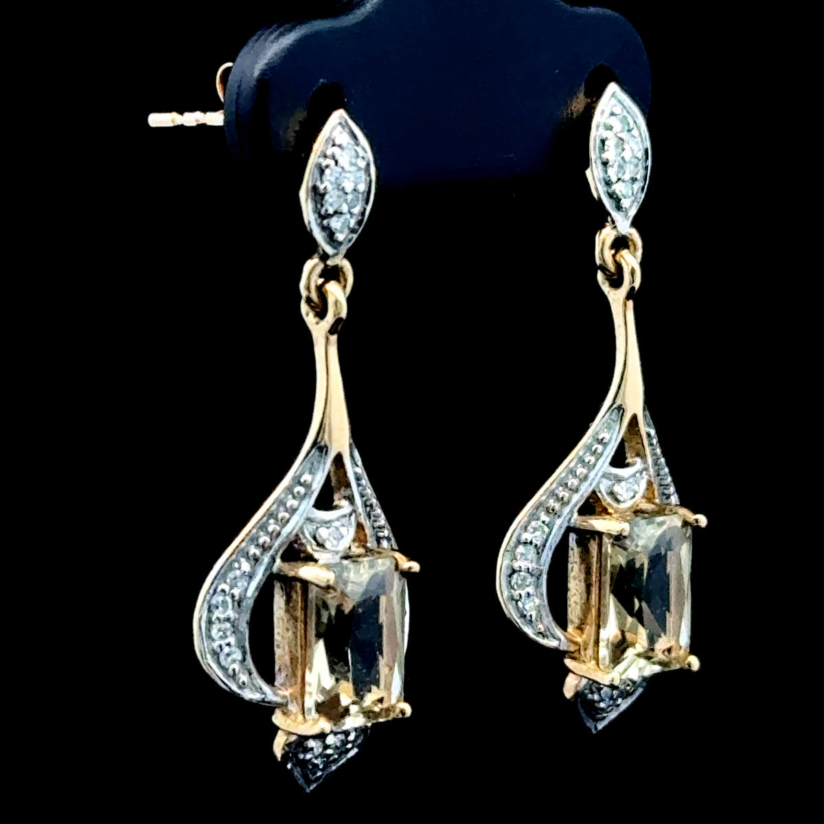 Fabulous 9K Yellow Gold Zultanite & Diamond Earrings with Certificate