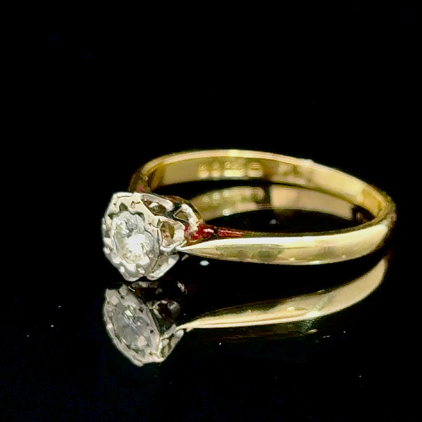 18K Yellow Gold Diamond Solitaire Ring APPX 0.25 CTS