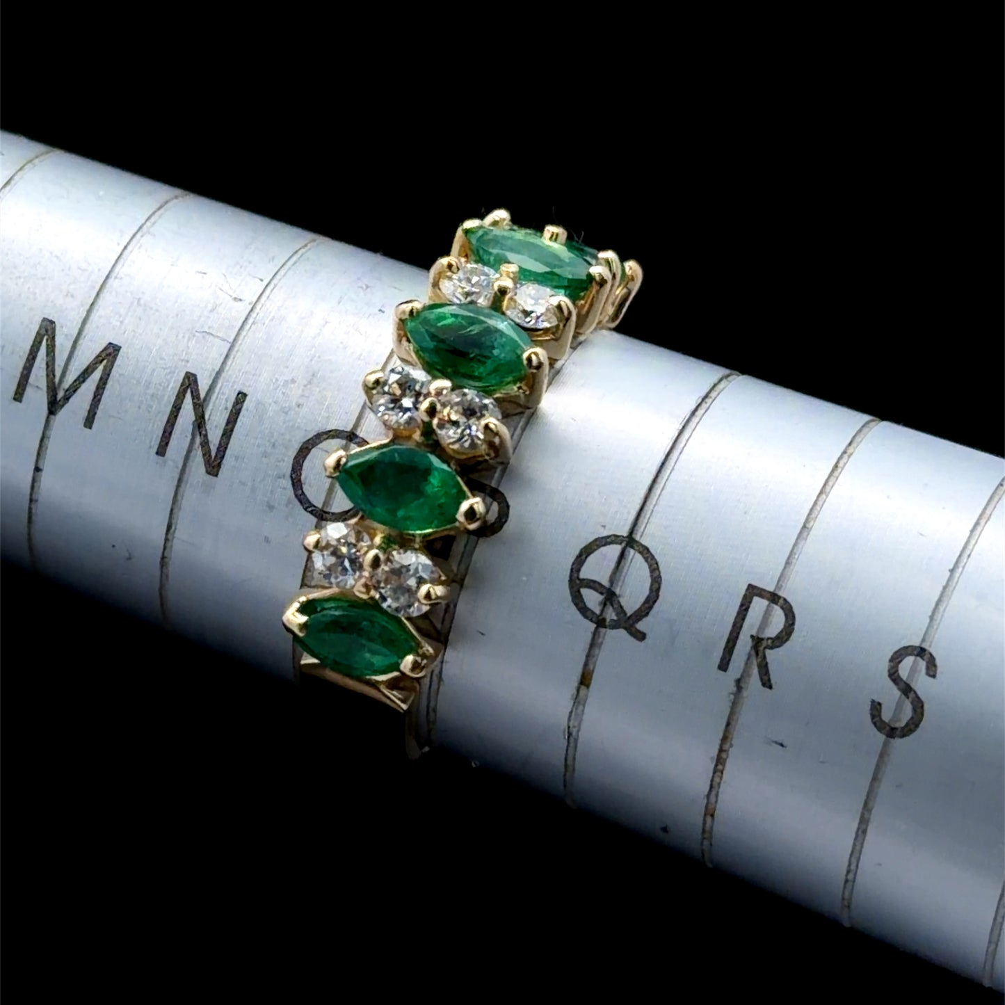 18k Yellow Gold Marquise Emerald & Diamond Band Ring Appx E:1.0 Dia:0.8 Cts