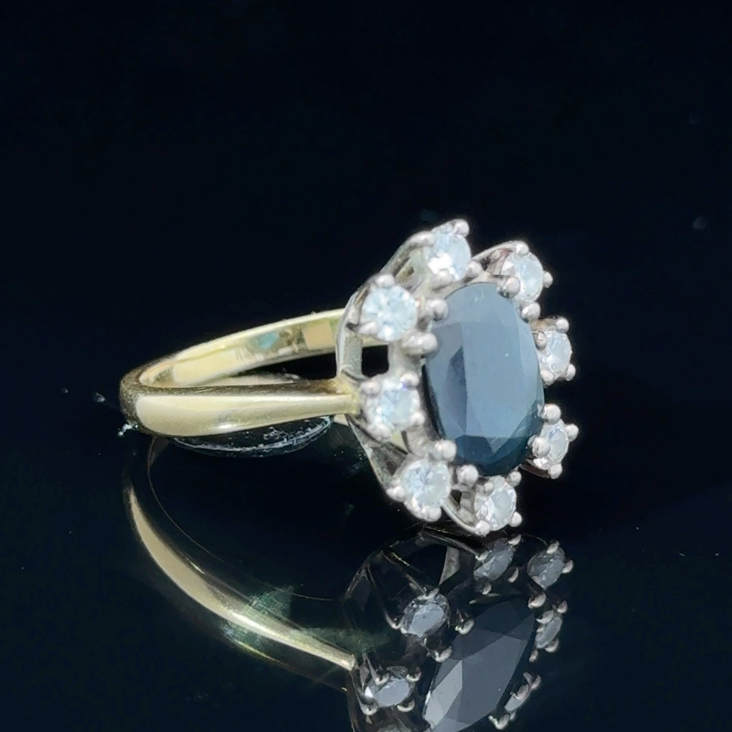 18k Sapphire & Diamond cluster Ring