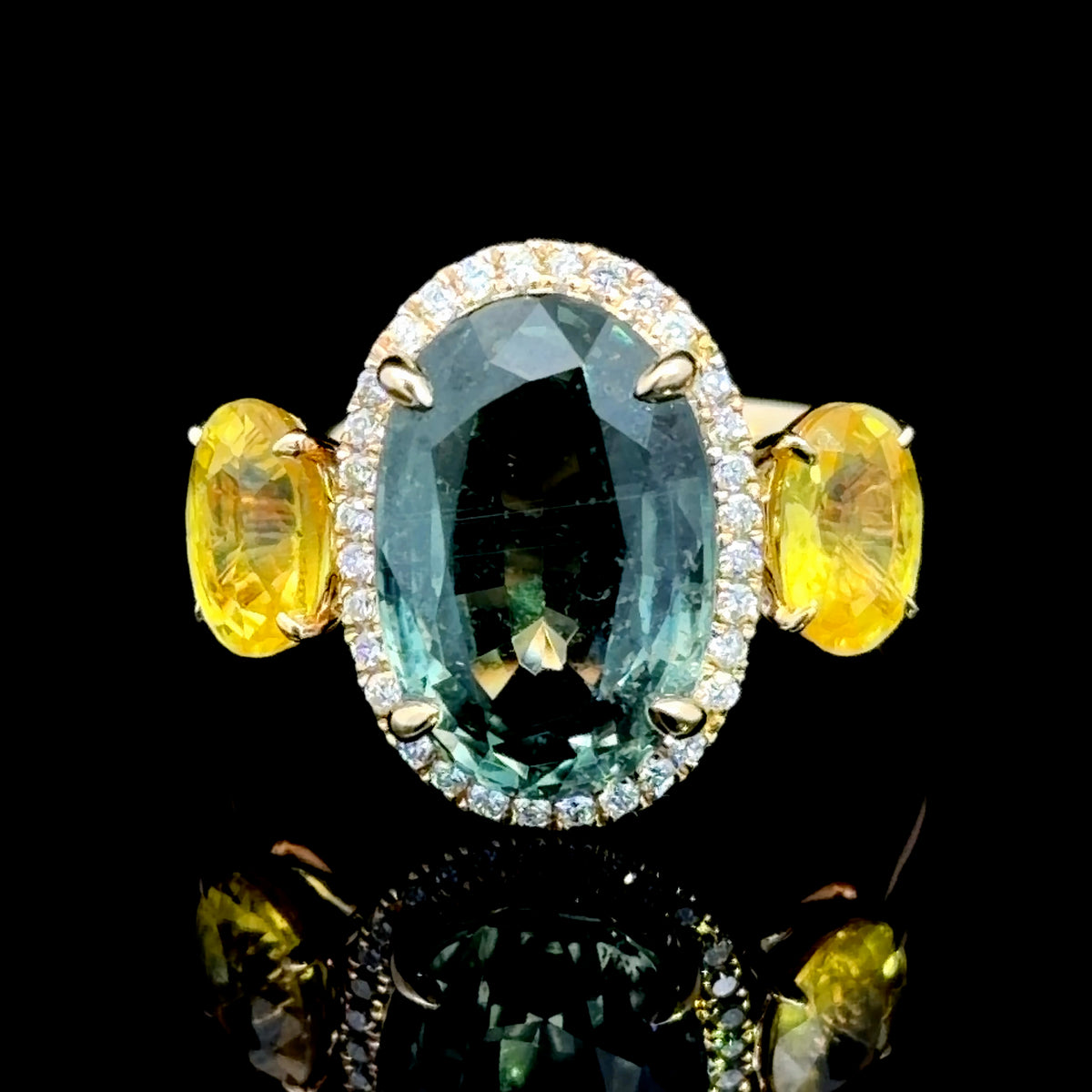 14k Yellow Gold – Striking 6.60ct Green Sapphire Trilogy Ring with 1.0 Cts Of Yellow Sapphires & Diamond Halo RRP £8k