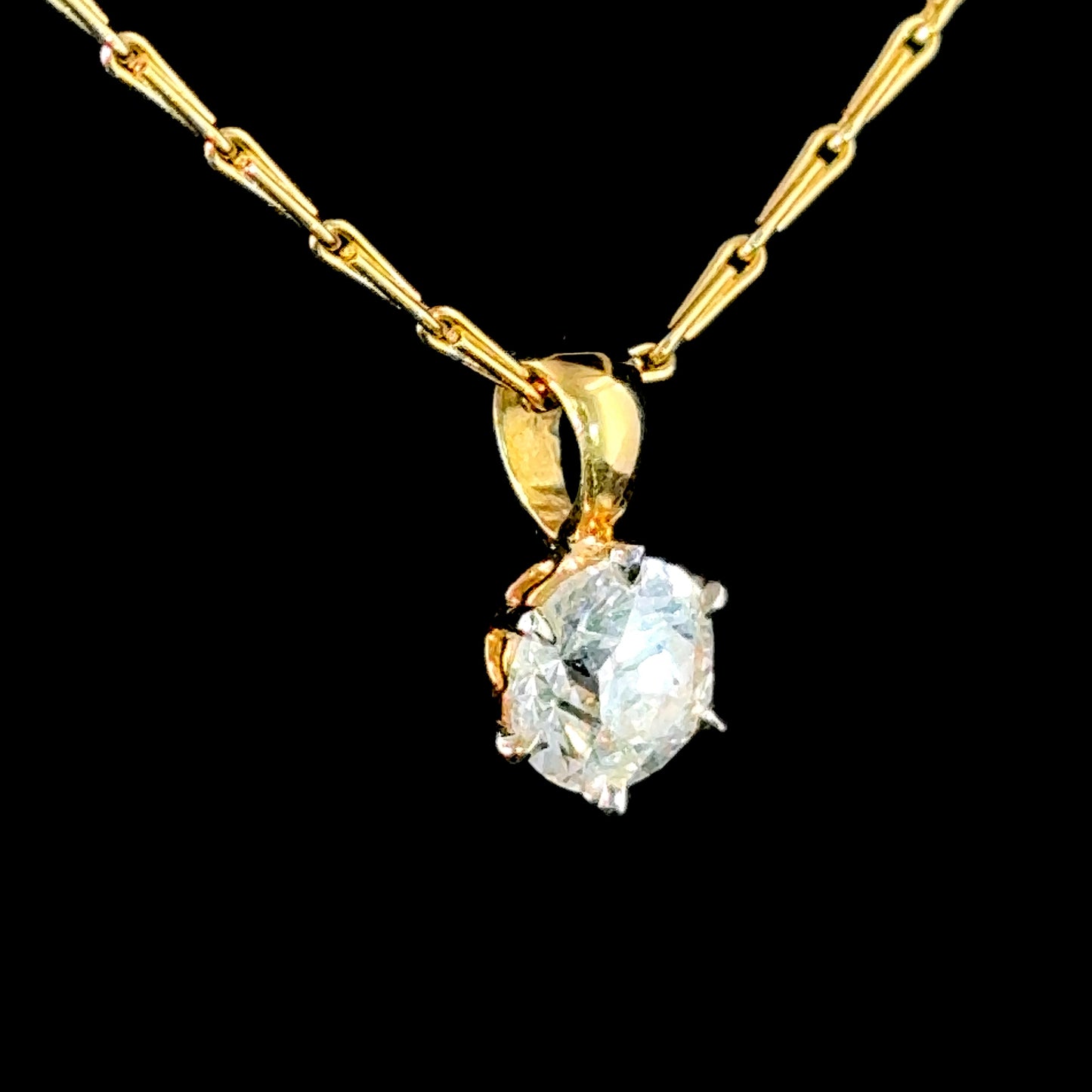 18K Yellow Gold Diamond Pendant & Chain APPX 1.35 CTS G SI 3