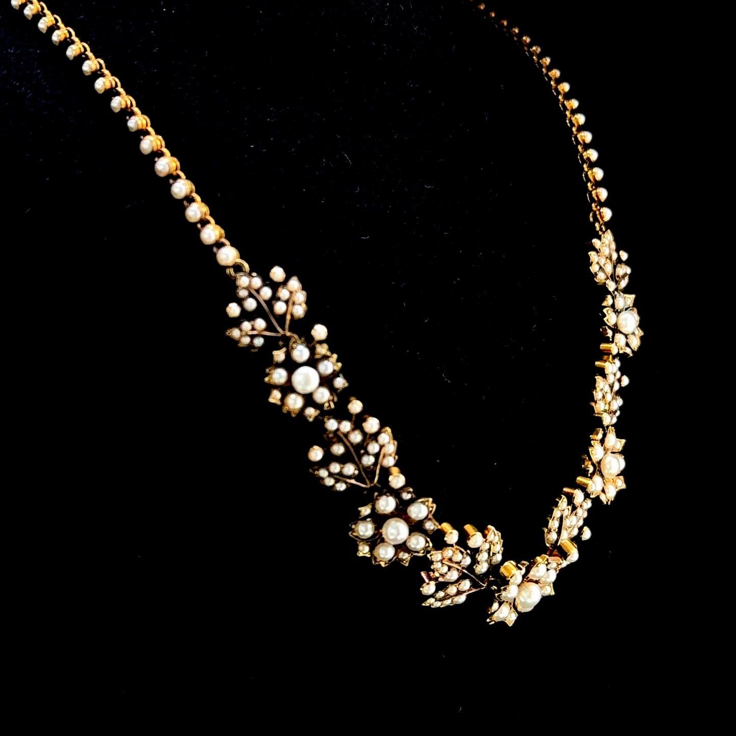 15k Antique Heavy Pearl Floral Necklace 16”