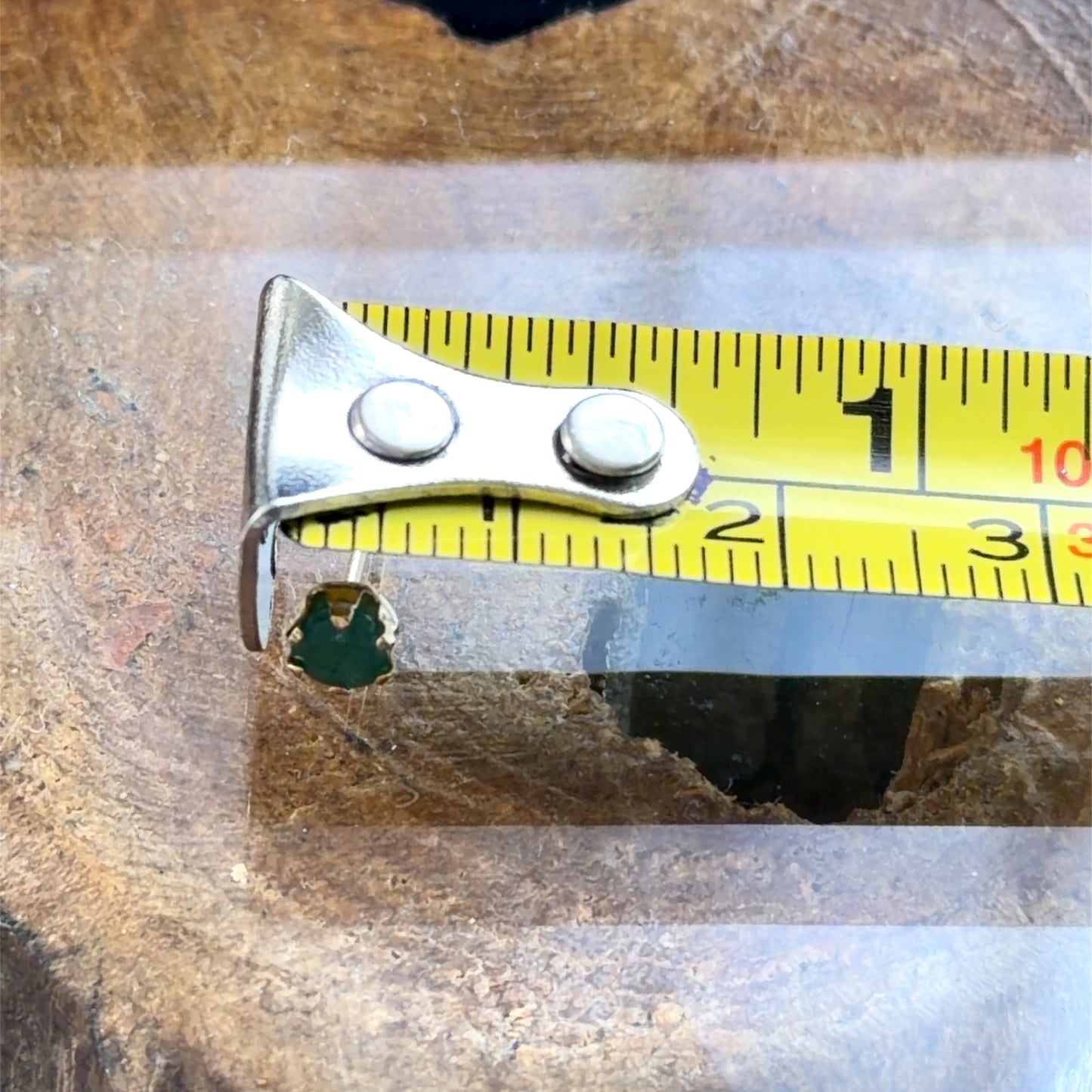 9k Yellow Gold & Emerald Studs