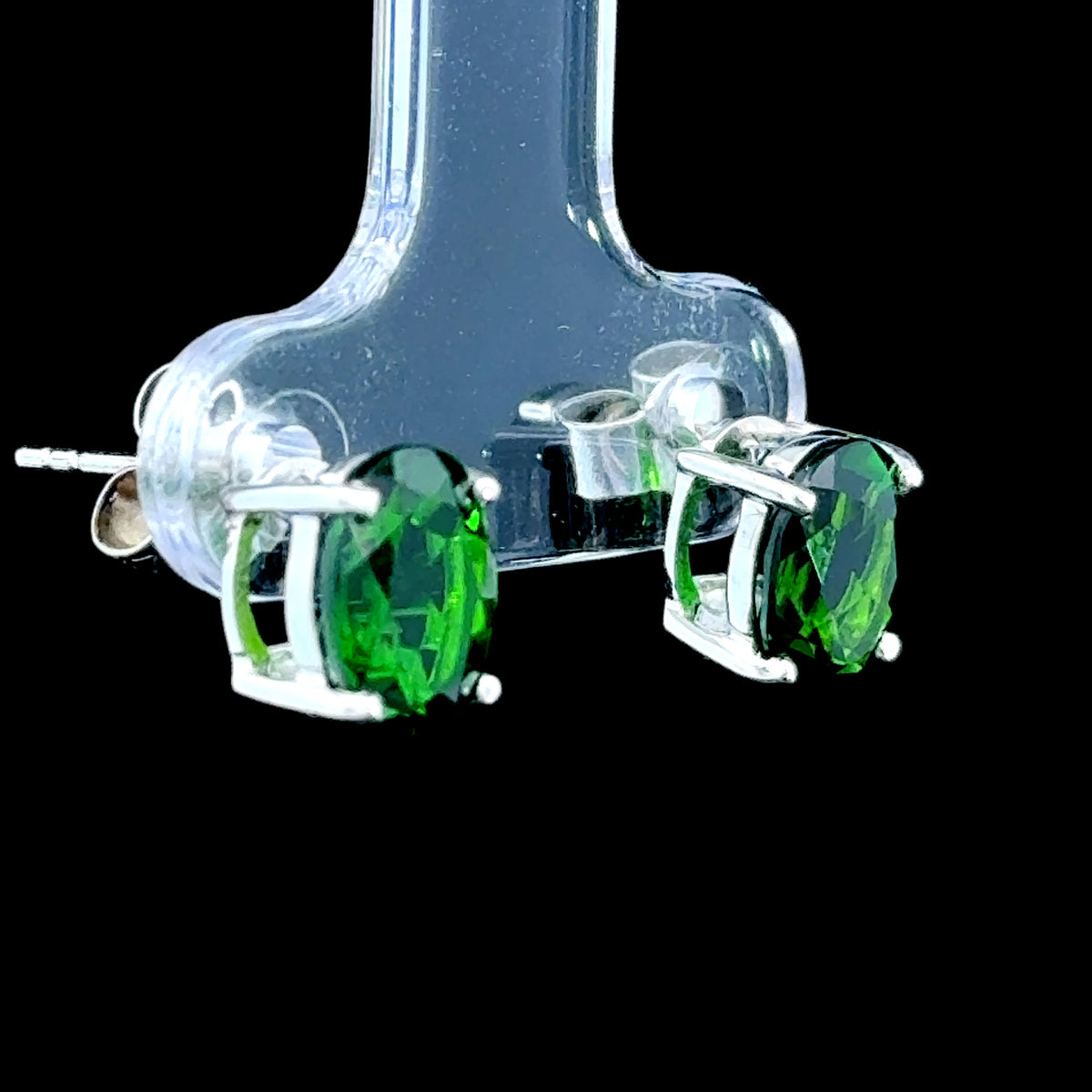 9K White Gold Oval Chrome Diopside Studs