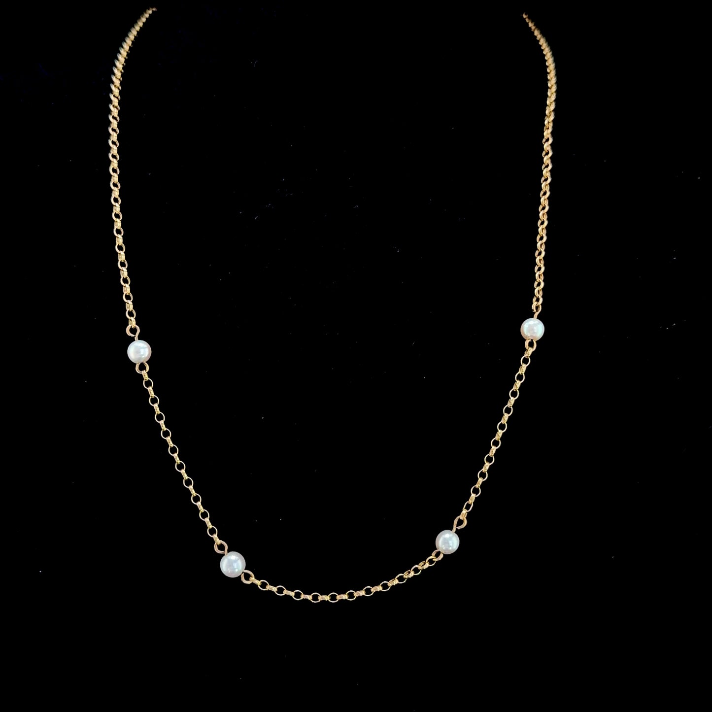 Lovely 9k Yellow Gold 4 Pearl Station Necklace 15 3/4” Long